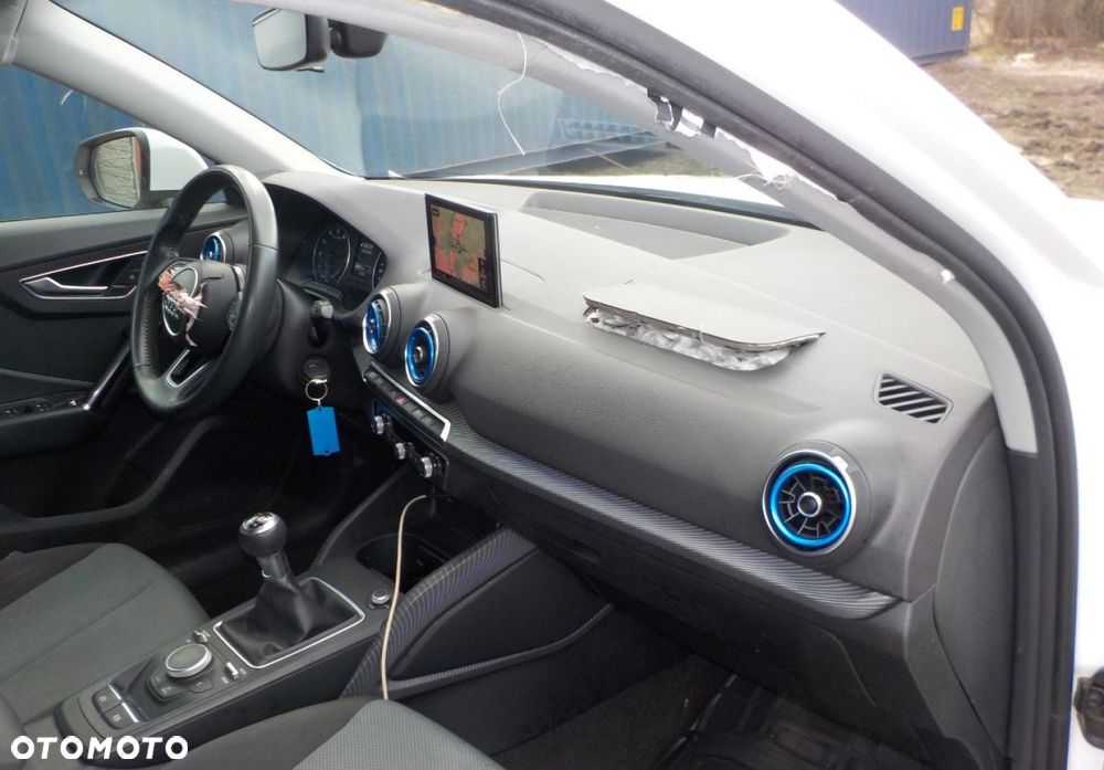 Audi Q2 - 18