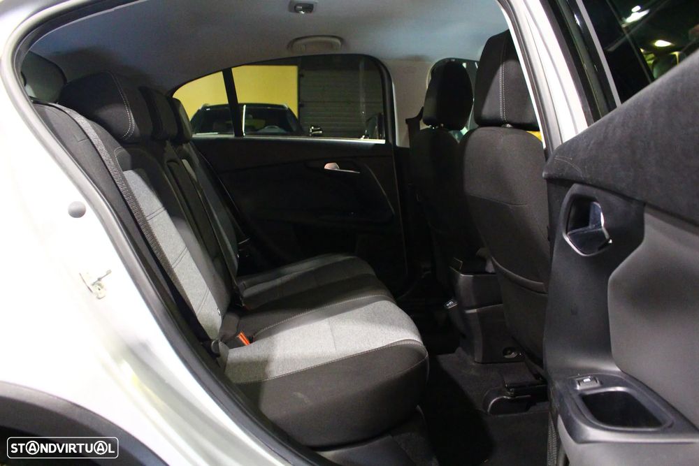 Fiat Tipo Cross 1.3 Multijet City - 20