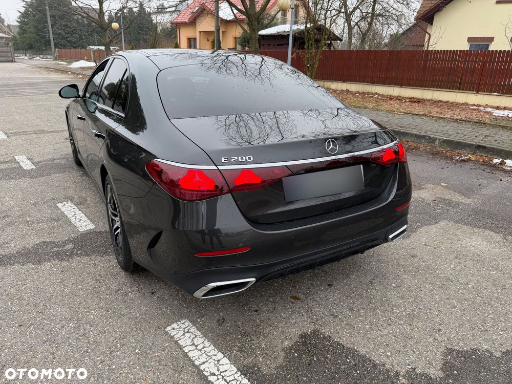 Mercedes-Benz Klasa E 200 9G-TRONIC Edition AMG Line - 22