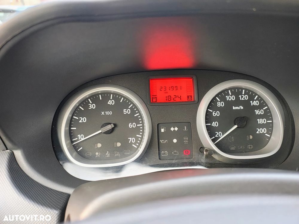 Dacia Duster 1.5 dCi 4x2 Laureate - 15