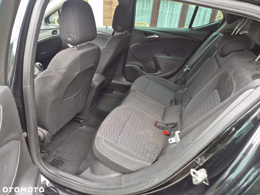 Opel Astra - 18