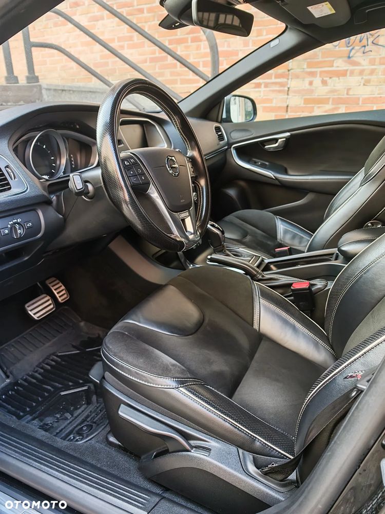 Volvo V40 D3 Drive-E R-Design Momentum - 7