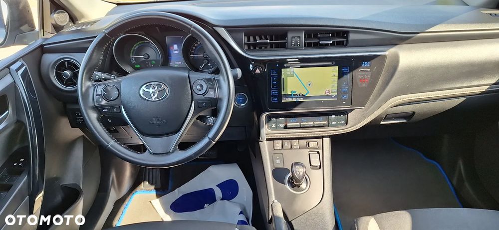 Toyota Auris - 17