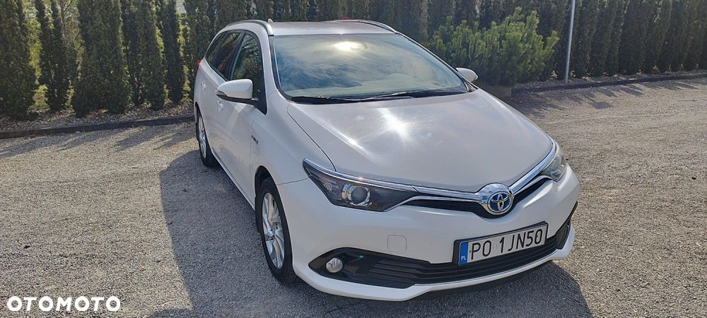 Toyota Auris - 2
