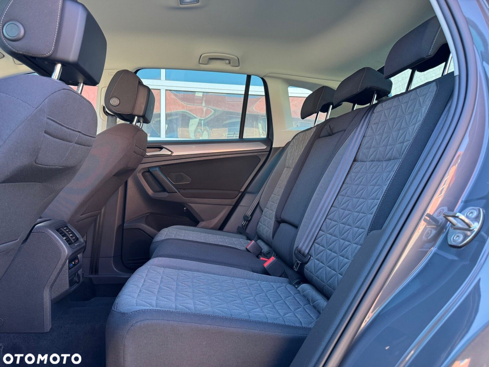 Volkswagen Tiguan 1.5 TSI EVO Life - 11