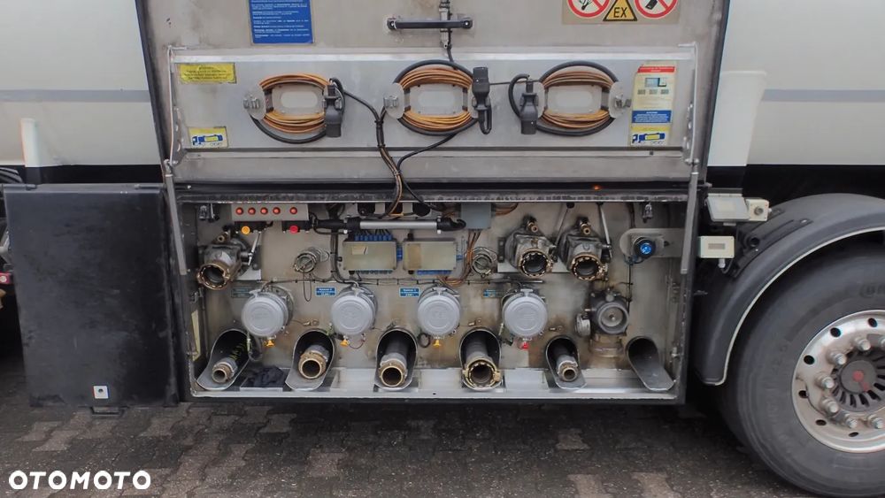 Mercedes-Benz 2543 - 19