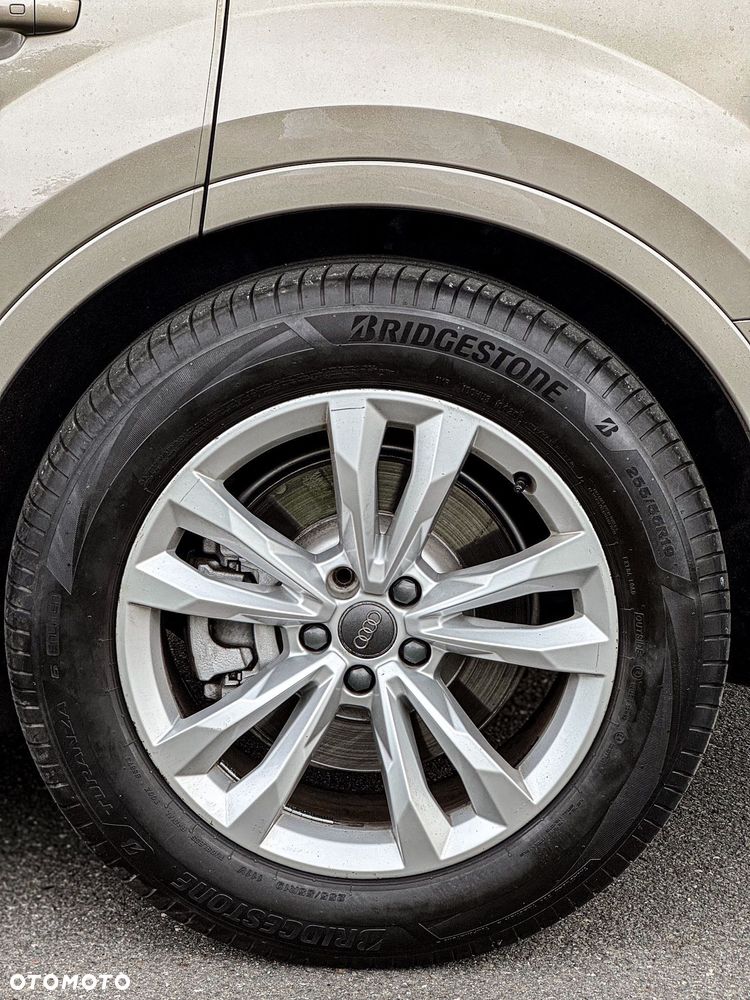 Audi Q7 - 8