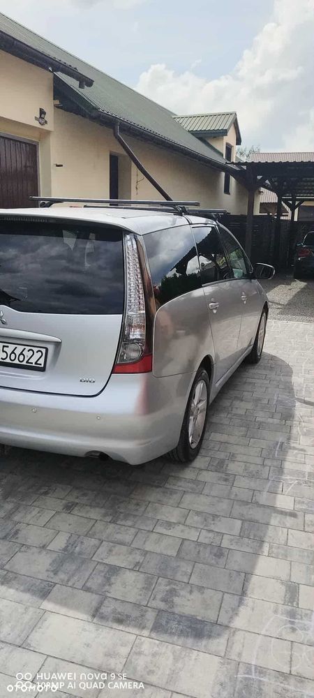 Mitsubishi Grandis - 6