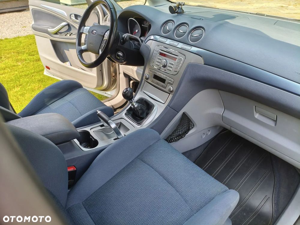 Ford S-Max 2.0 TDCi Ambiente - 30