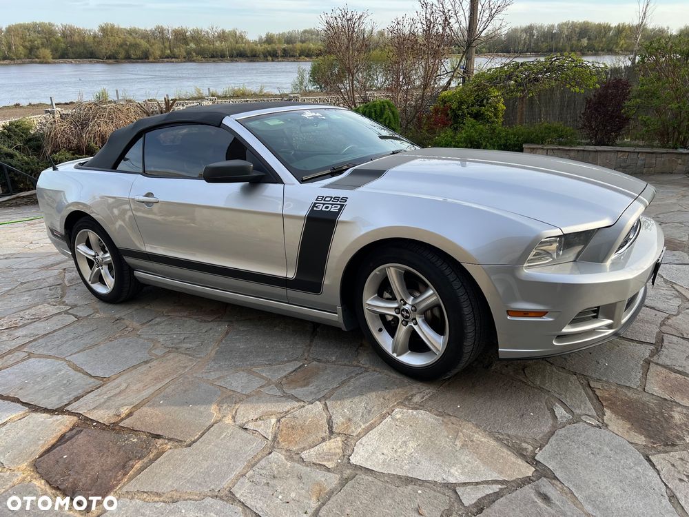 Ford Mustang 3.7 V6 - 8