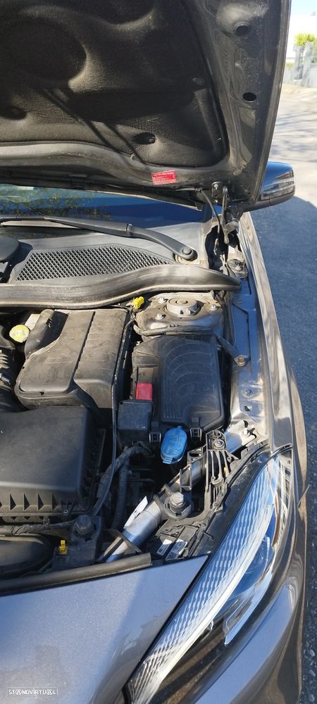 Mercedes-Benz A 180 CDI BE Edition AMG Line - 22