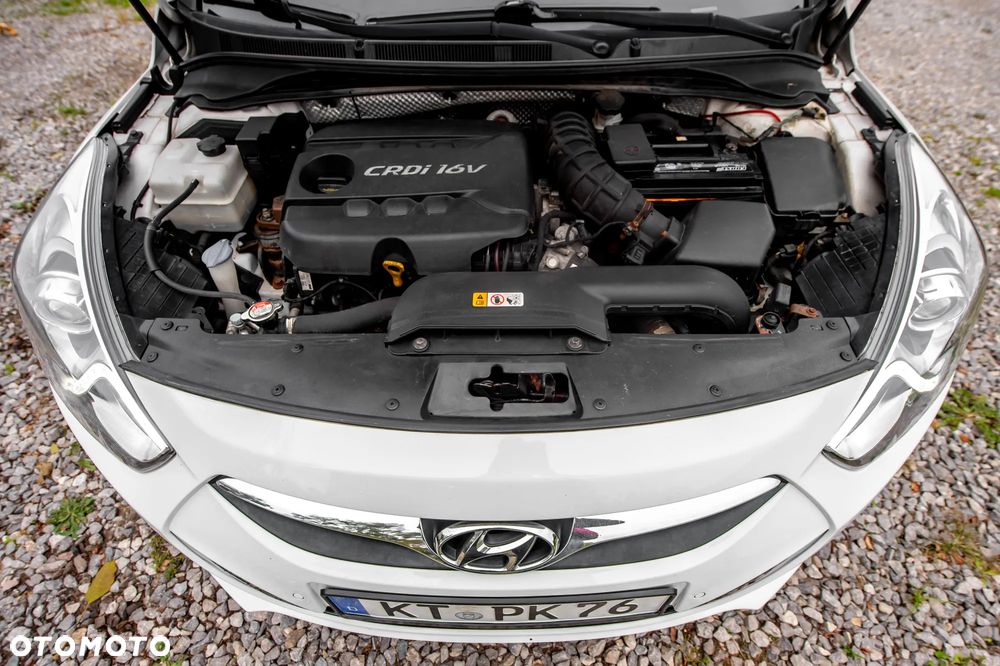 Hyundai i40 Kombi blue 1.7 CRDi Premium - 14