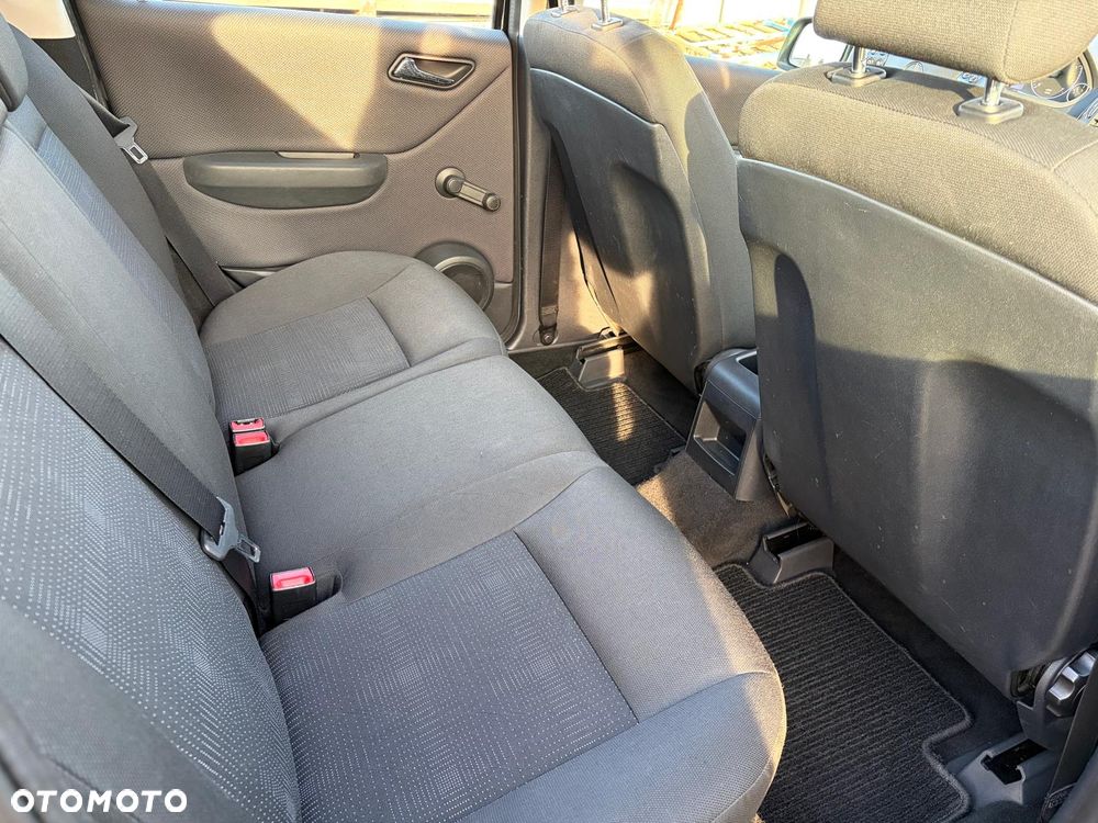 Mercedes-Benz Klasa A 160 BlueEFFICIENCY Avantgarde - 14