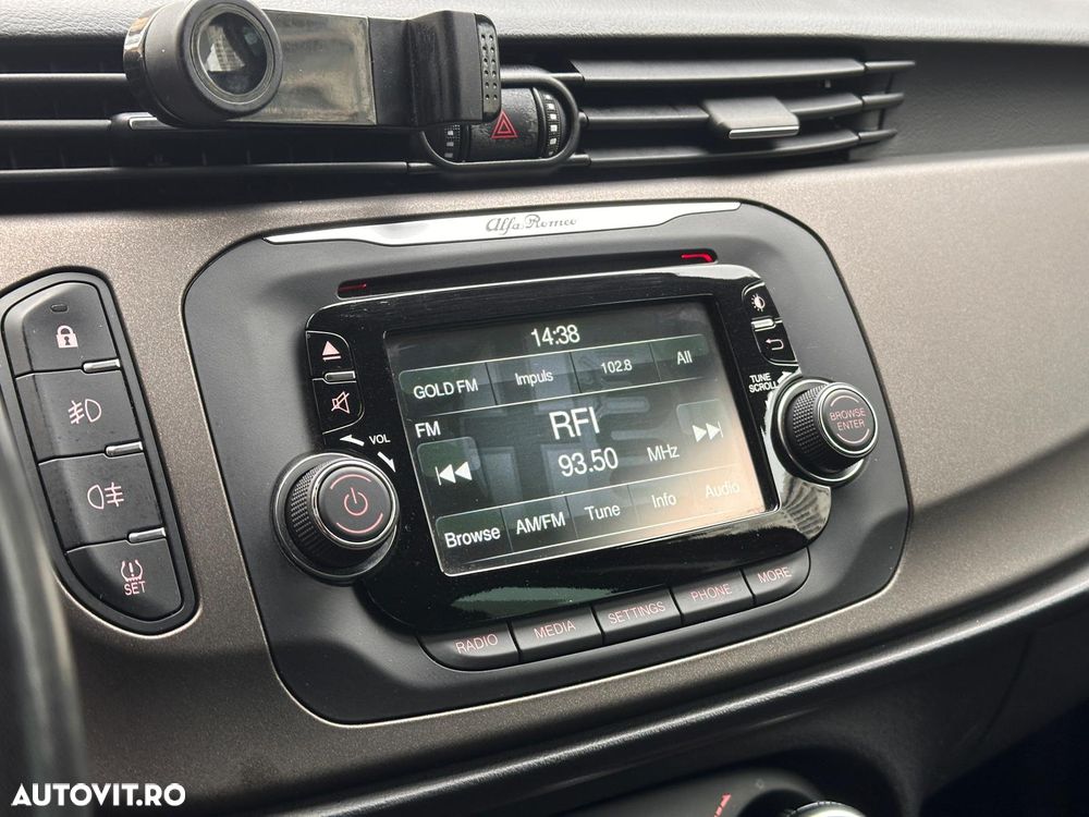 Alfa Romeo Giulietta - 8