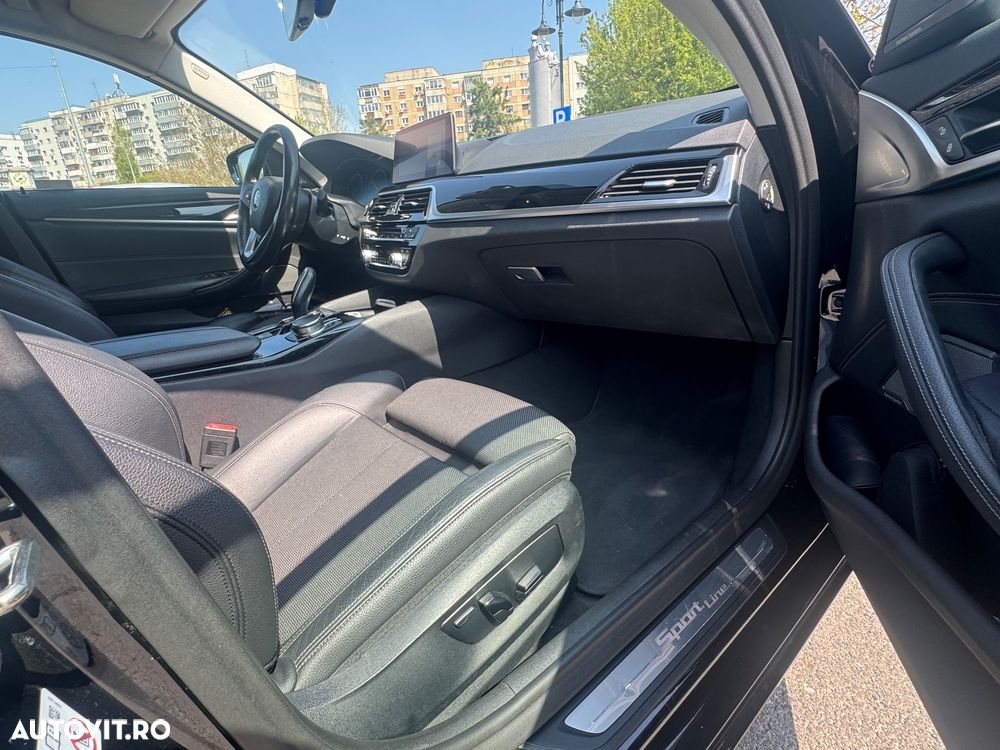 BMW Seria 5 520d xDrive AT - 10