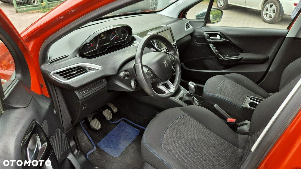 Peugeot 208 PureTech 82 Start & Stop Style - 10