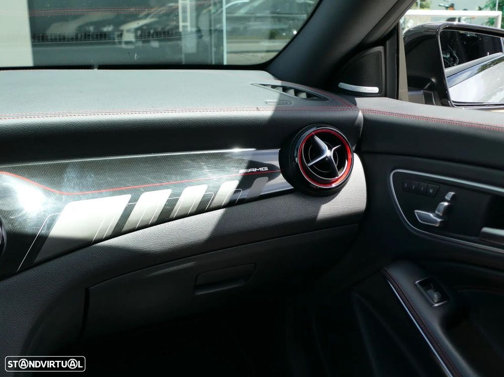Mercedes-Benz CLA 45 AMG Shooting Brake 4-Matic - 43