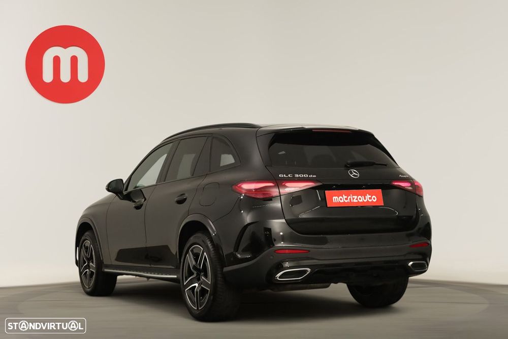 Mercedes-Benz GLC 300 de 4Matic - 3