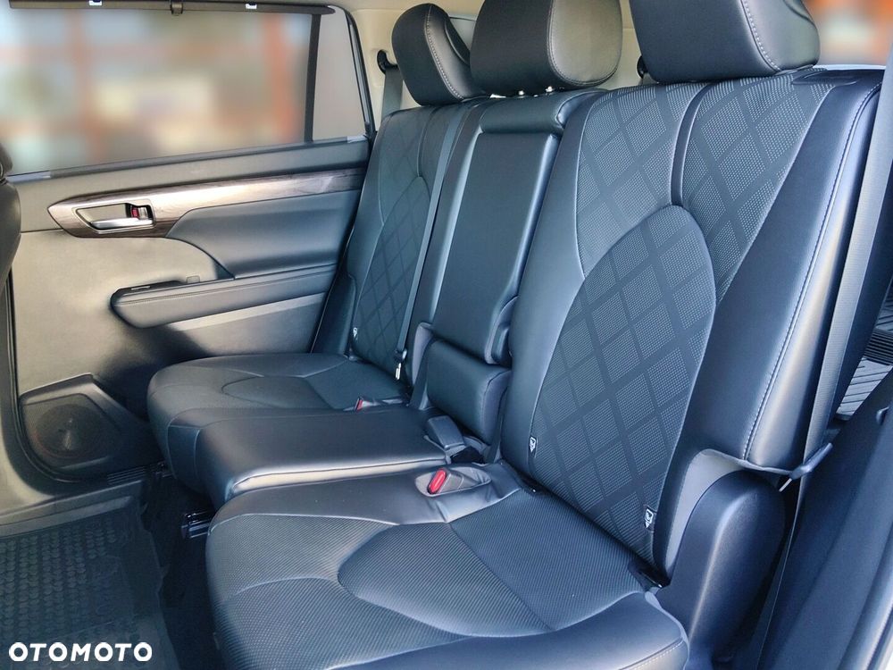 Toyota Highlander - 18
