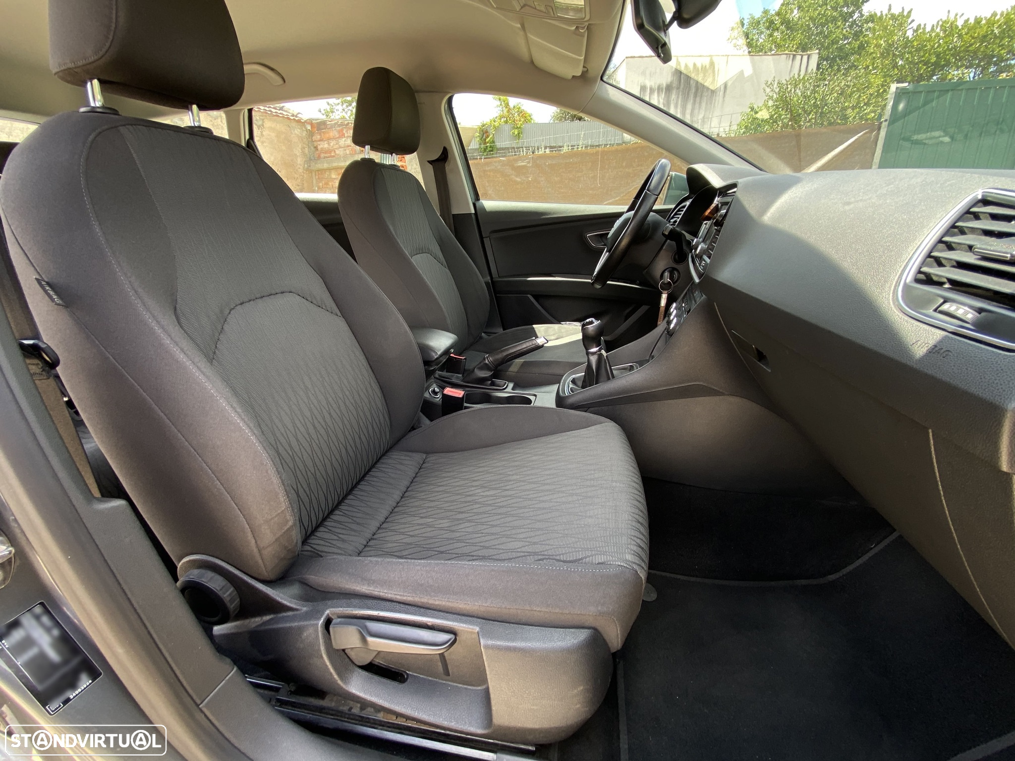 SEAT Leon ST 1.6 TDI Style Ecomotive - 6