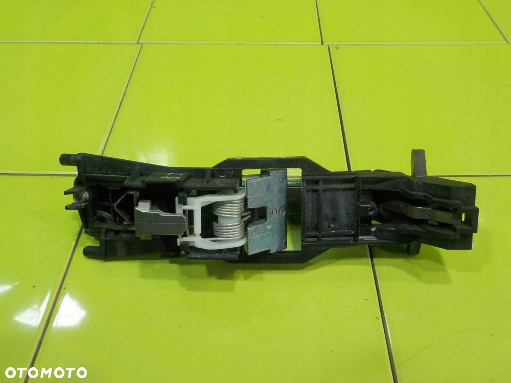 MERCEDES CLS C219 AUT 06r klamka zewnetrzna lewa przod - 3