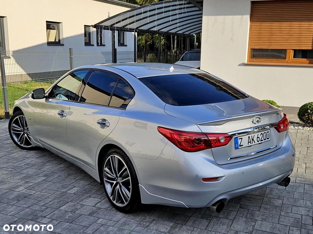 Infiniti Q50 - 11