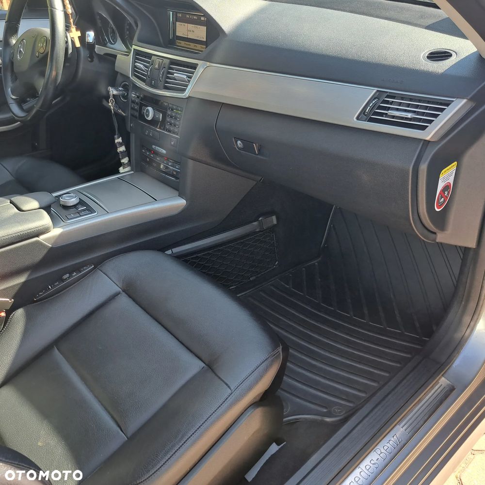 Mercedes-Benz Klasa E 350 CDI 4-Matic Elegance - 13