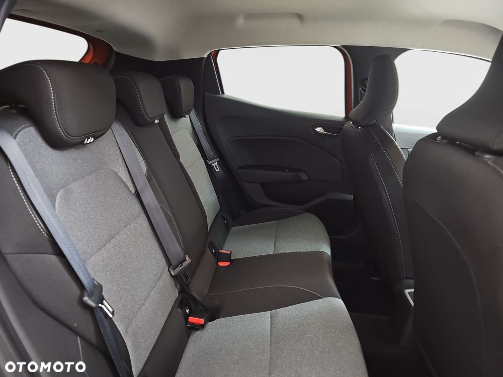 Renault Clio 1.0 TCe Evolution - 16