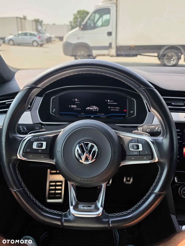 Volkswagen Arteon 2.0 TDI Bi-Turbo SCR 4Mot R-Line Edition DSG - 10