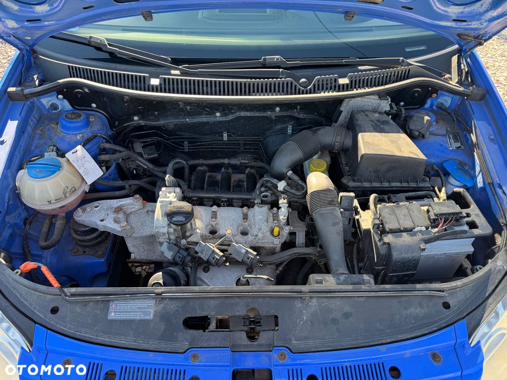 Volkswagen Polo - 9