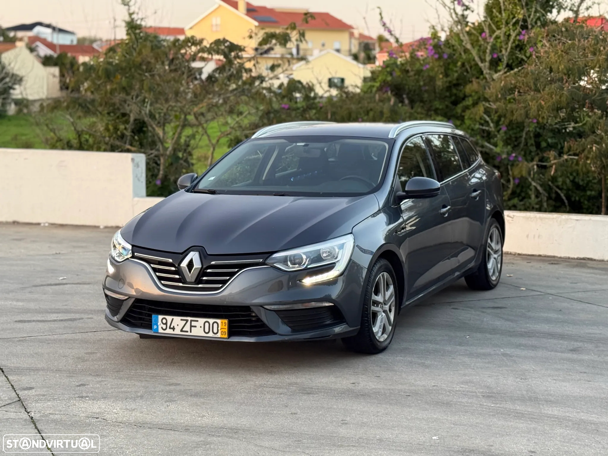Renault Mégane Sport Tourer 1.5 Blue dCi Limited - 4