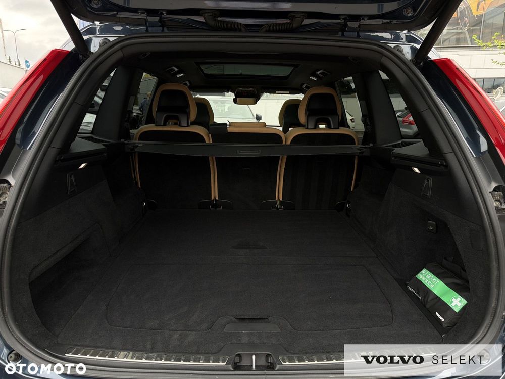 Volvo XC 90 - 28