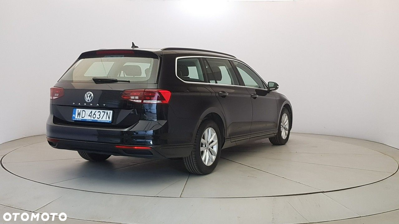 Volkswagen Passat - 7