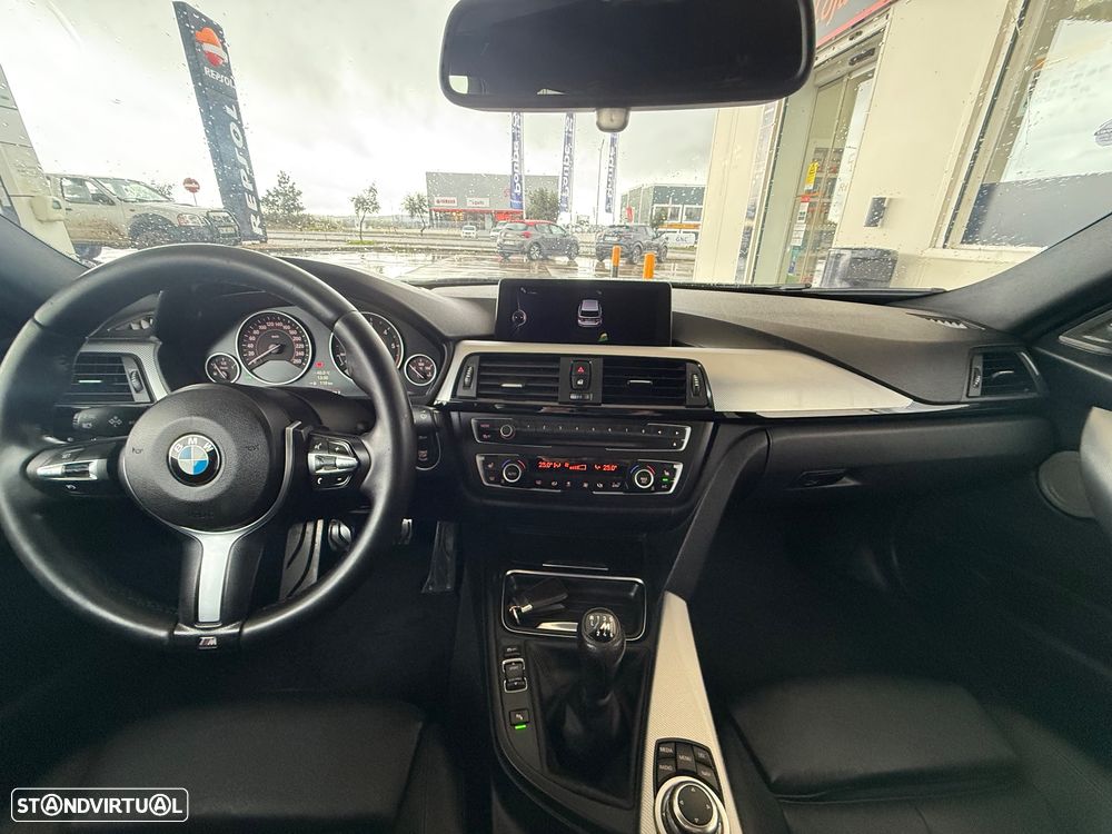 BMW 320 d Pack M - 27