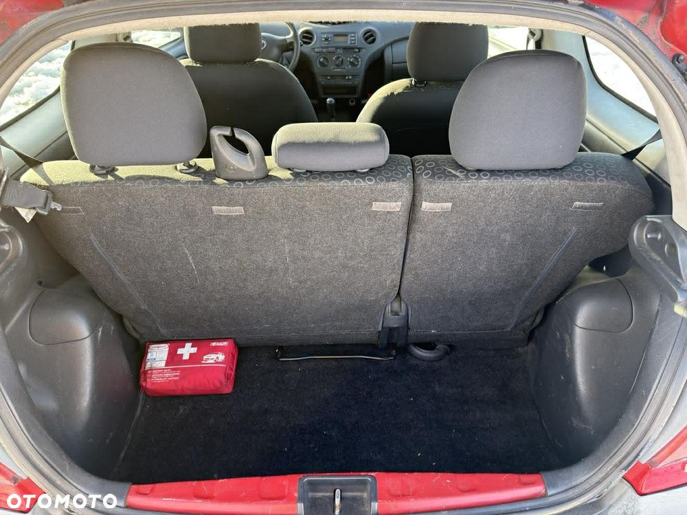 Toyota Yaris 1.0 Terra - 17