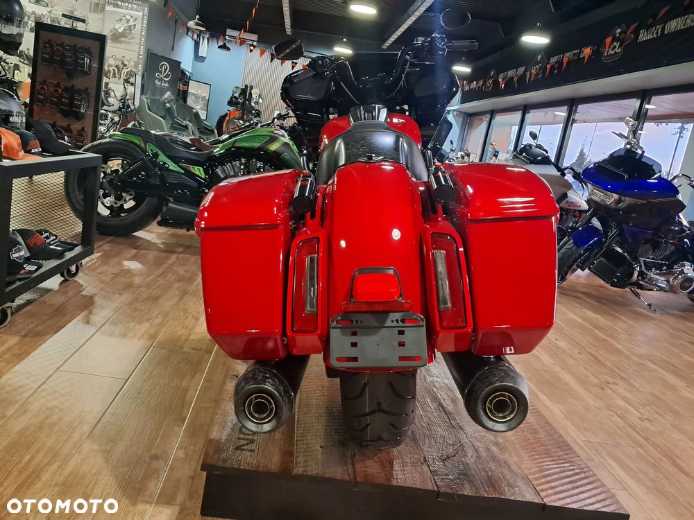 Harley-Davidson Touring Road Glide - 5