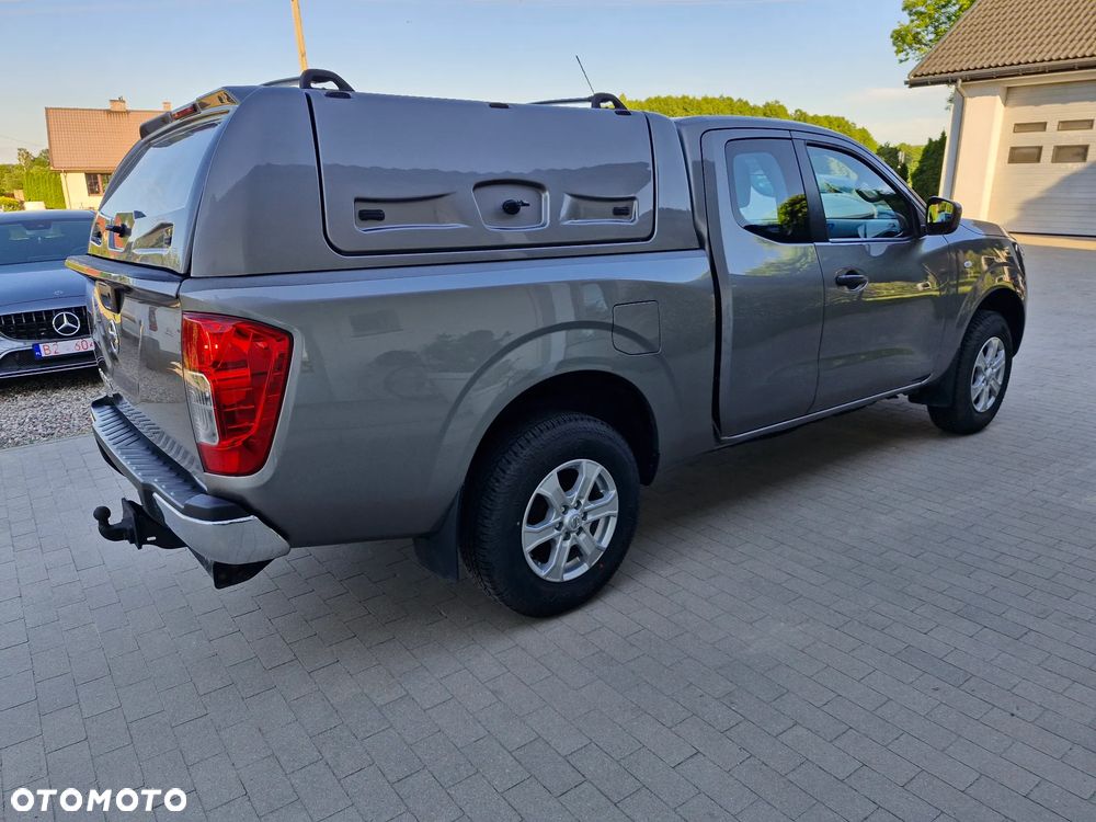 Nissan Navara - 2