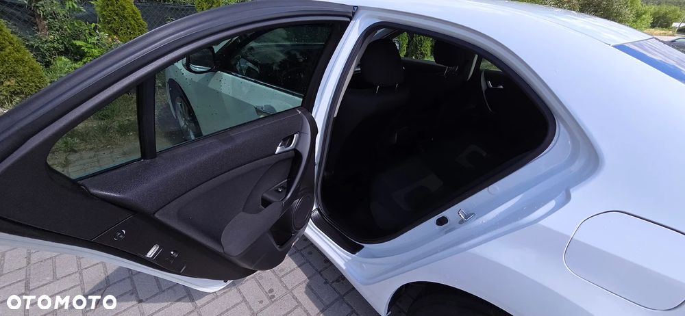 Honda Accord 2.0 Elegance Advantage - 15