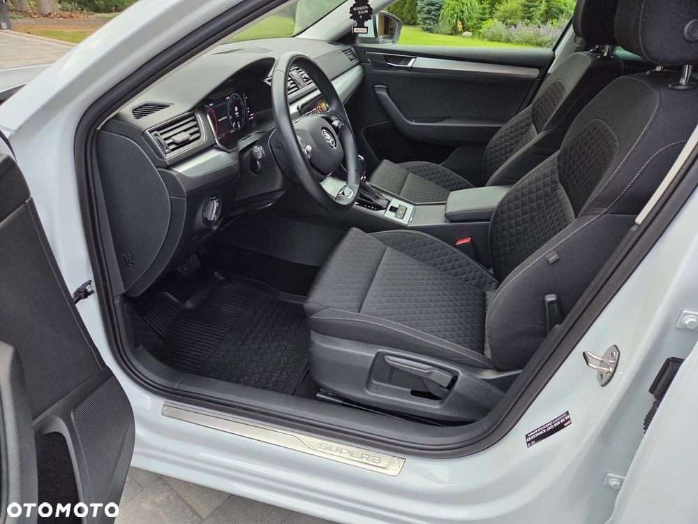 Skoda Superb 2.0 TDI SCR Ambition DSG - 30