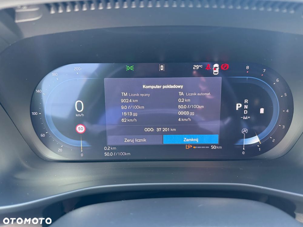 Volvo XC 40 B3 Plus Dark - 16
