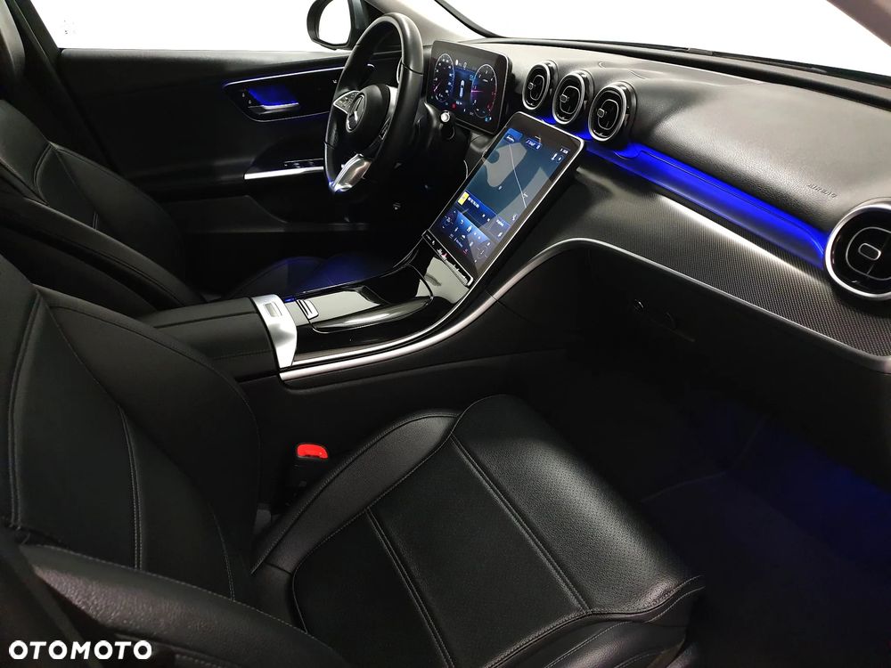 Mercedes-Benz Klasa C 220 d 4Matic 9G-TRONIC AMG Line - 40