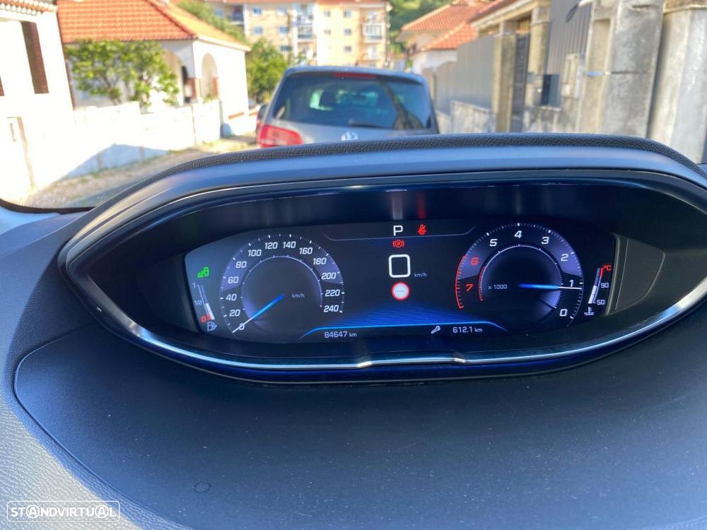 Peugeot 3008 PureTech 130 Stop & Start EAT6 Allure - 14