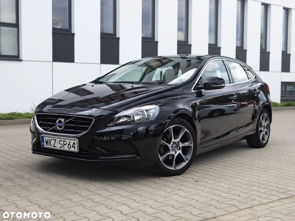 Volvo V40 D2 Ocean Race - 1