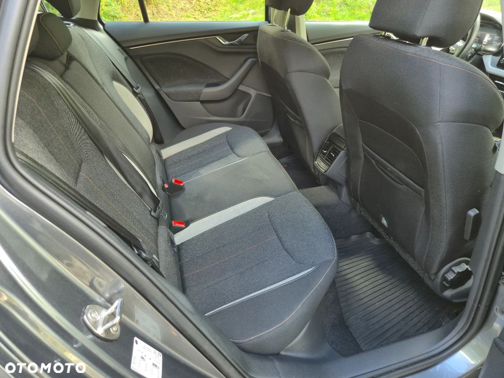 Skoda Kamiq 1.5 TSI Selection DSG - 9