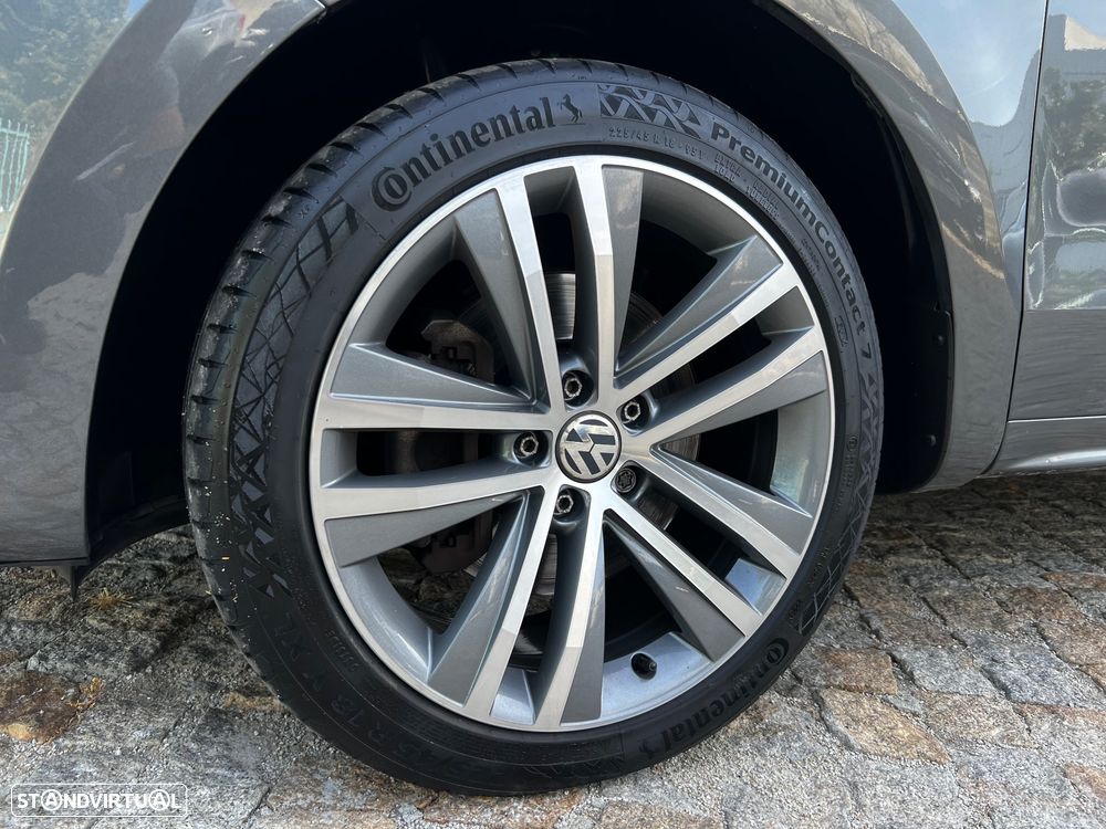 VW Sharan 2.0 TDI Blue Highline DSG - 12