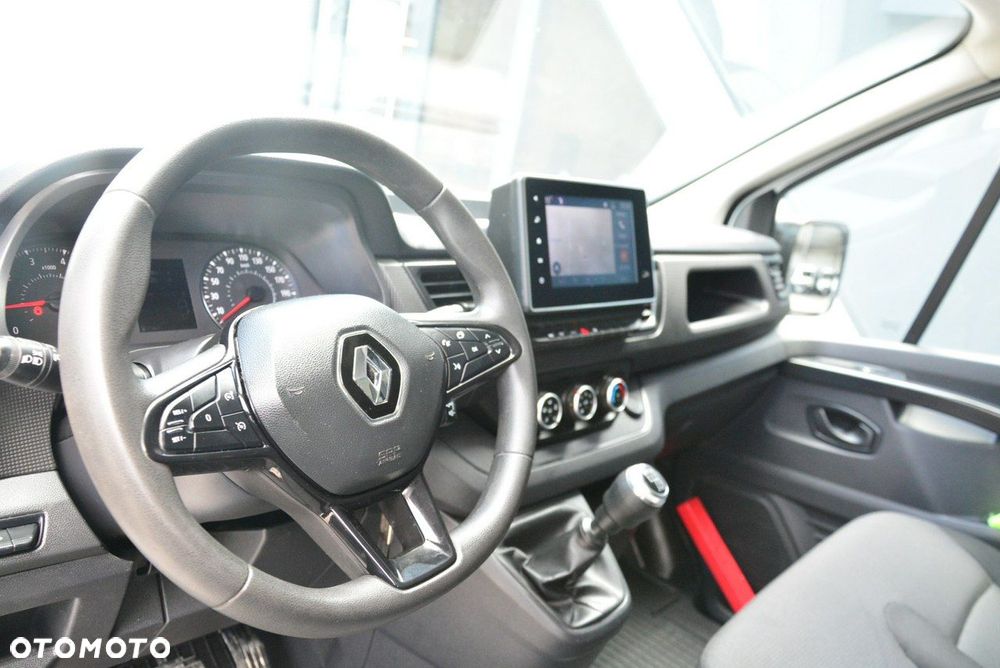 Renault Trafic - 9