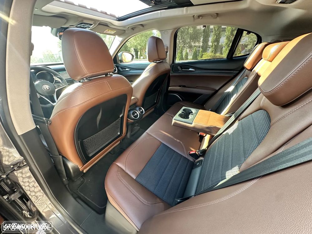 Alfa Romeo Stelvio 2.2 D Super AT8 - 5