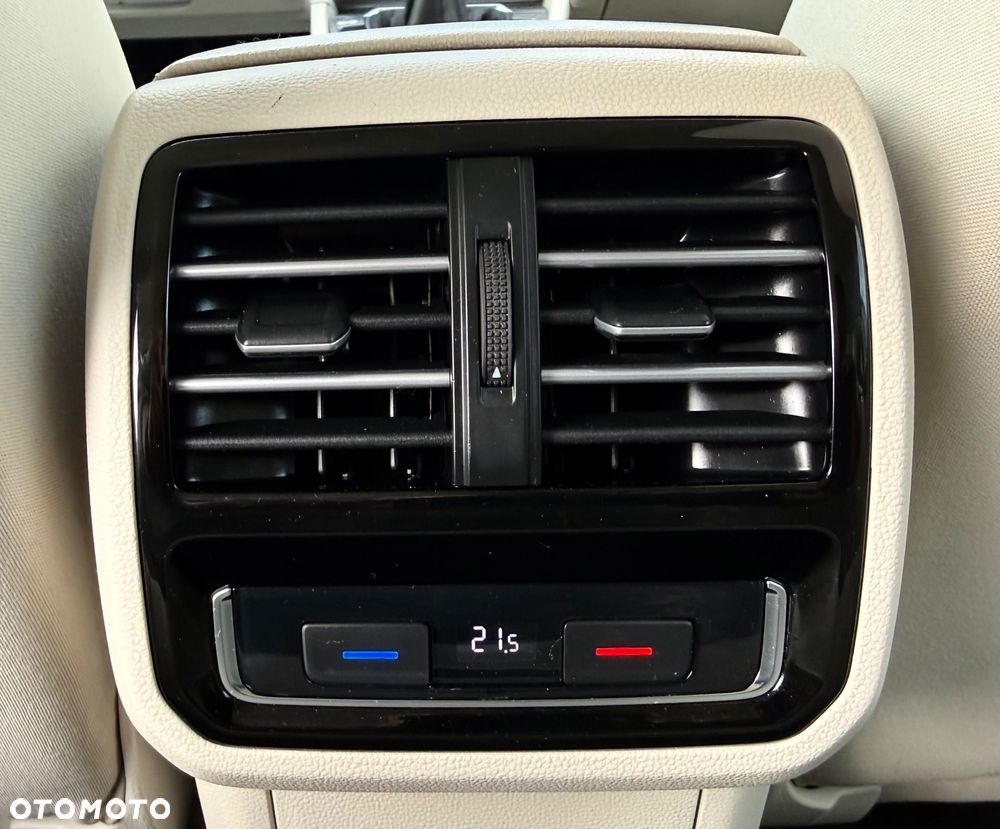 Volkswagen Passat 2.0 TDI BMT Comfortline - 22