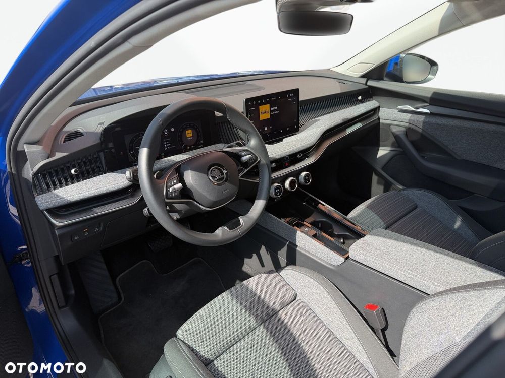 Skoda Superb 2.0 TDI SCR Selection DSG - 11