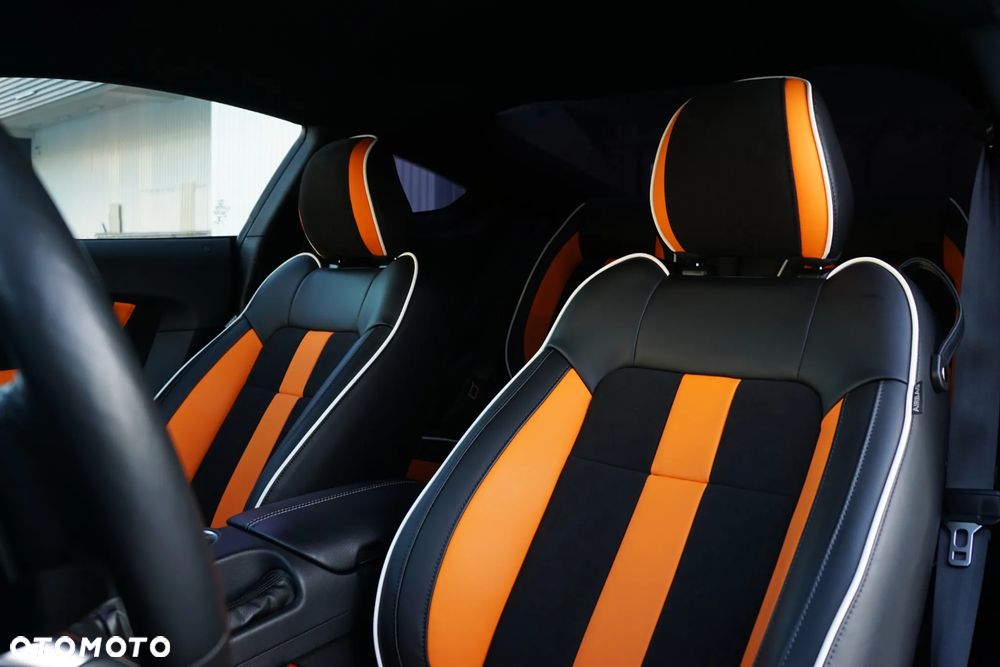 Ford Mustang 5.0 V8 GT - 16